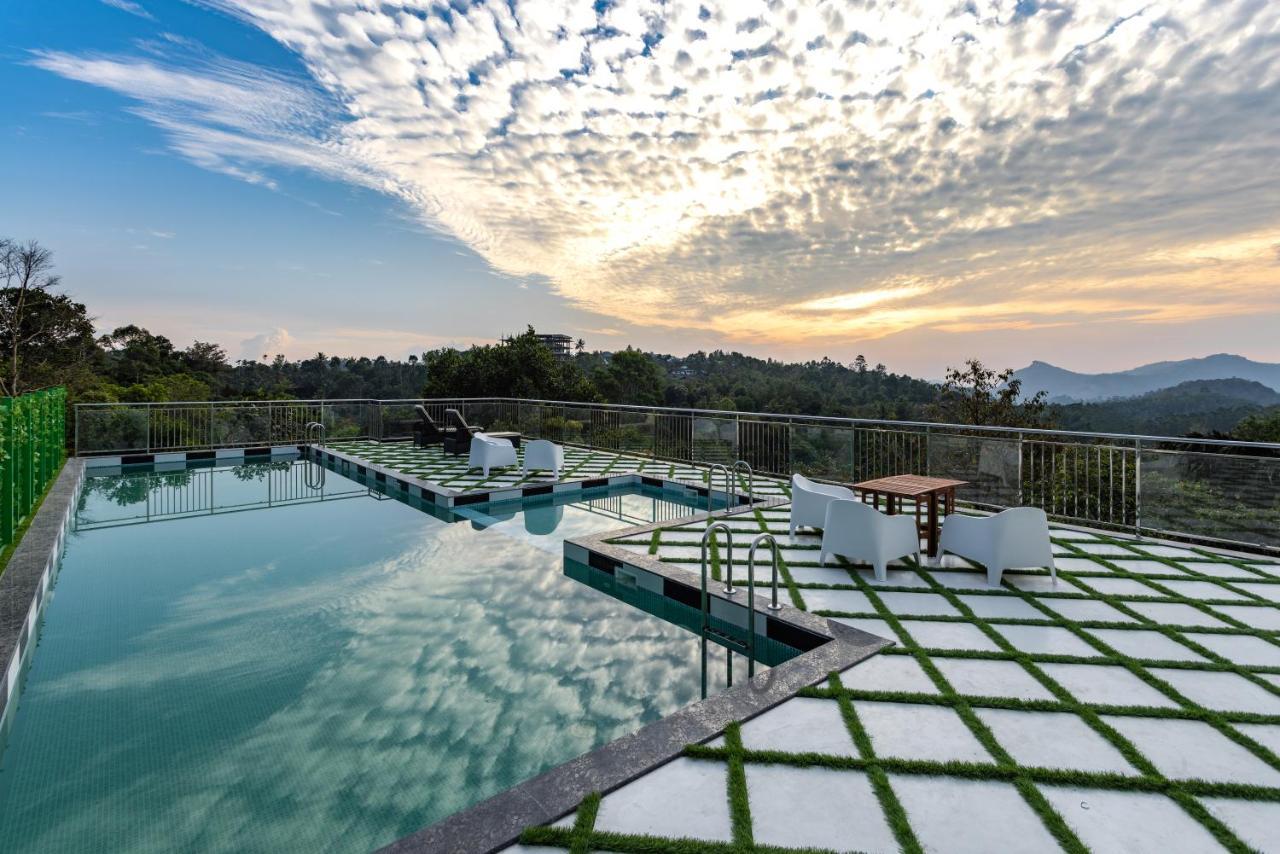 Hotel White House, Munnar Esterno foto
